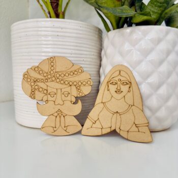 Wooden Rajasthani Couple Cutout – Traditional "Ram Ram Sa" Greeting